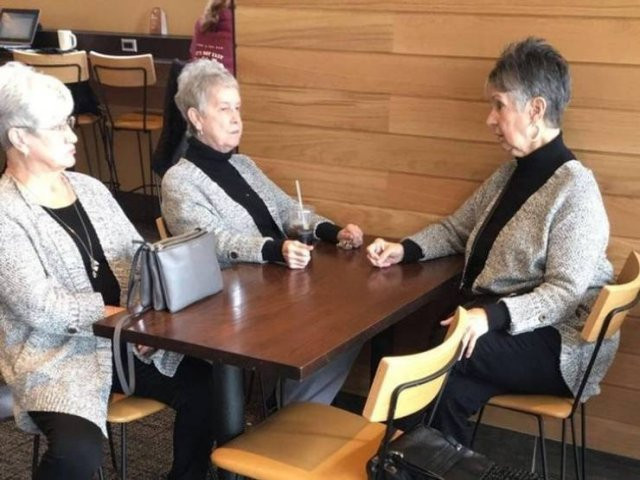 Glitches In The Matrix (14 pics)