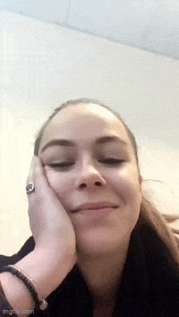 Acid GIFs, May 7 (25 gifs) Acid GIFs, May 7 (25 gifs)