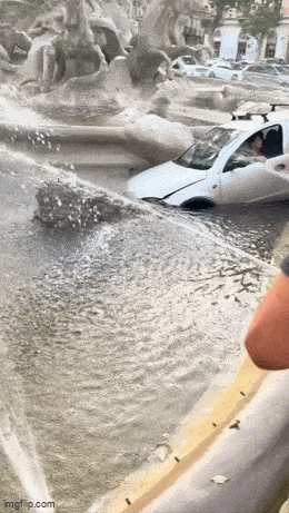 Acid GIFs, May 7 (25 gifs) Acid GIFs, May 7 (25 gifs)