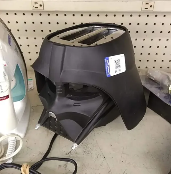 Unusual Finds In Thrift Shops (25 pics)
