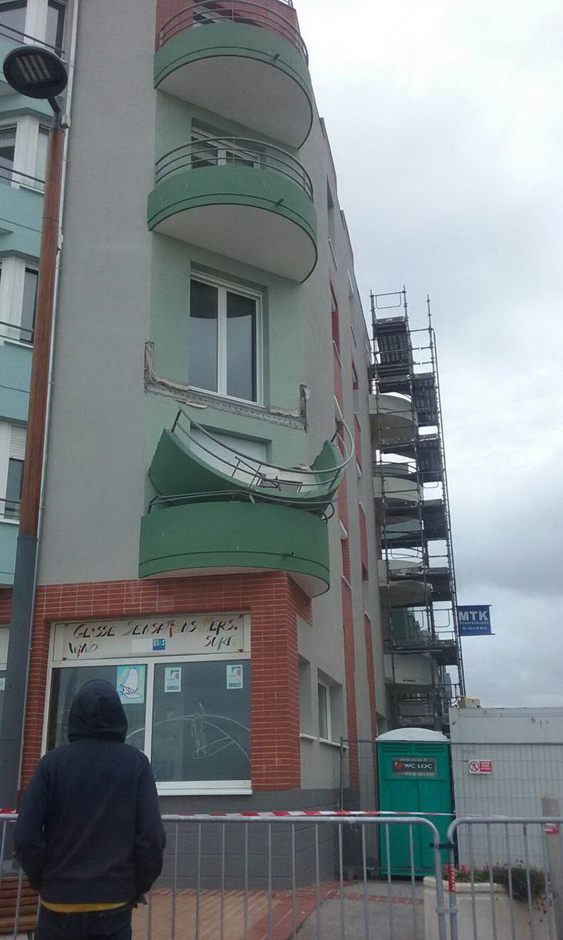 Bad Days Happen (29 pics)