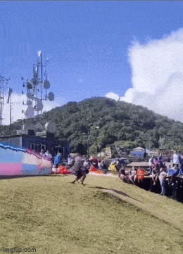 Acid GIFs, May 8 (25 gifs)
