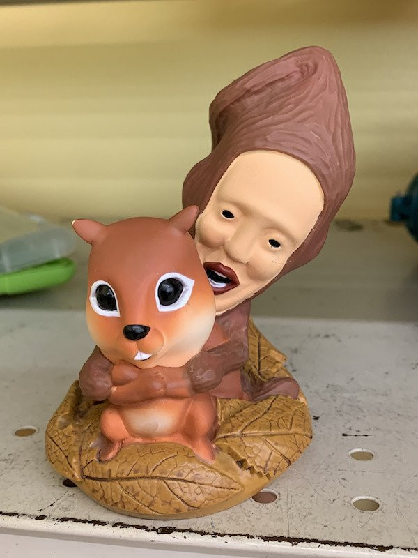 Weird Finds In Thrift Shops (29 pics)