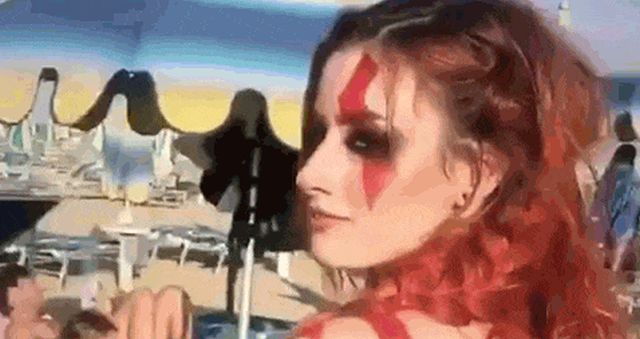 Acid GIFs, May 11 (25 gifs)