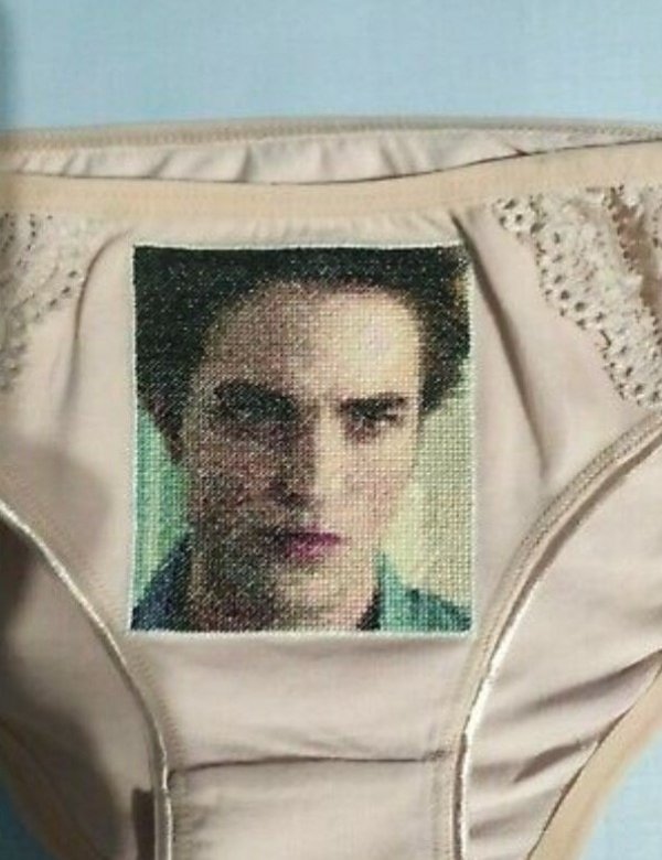 Strange Clothes (17 pics)