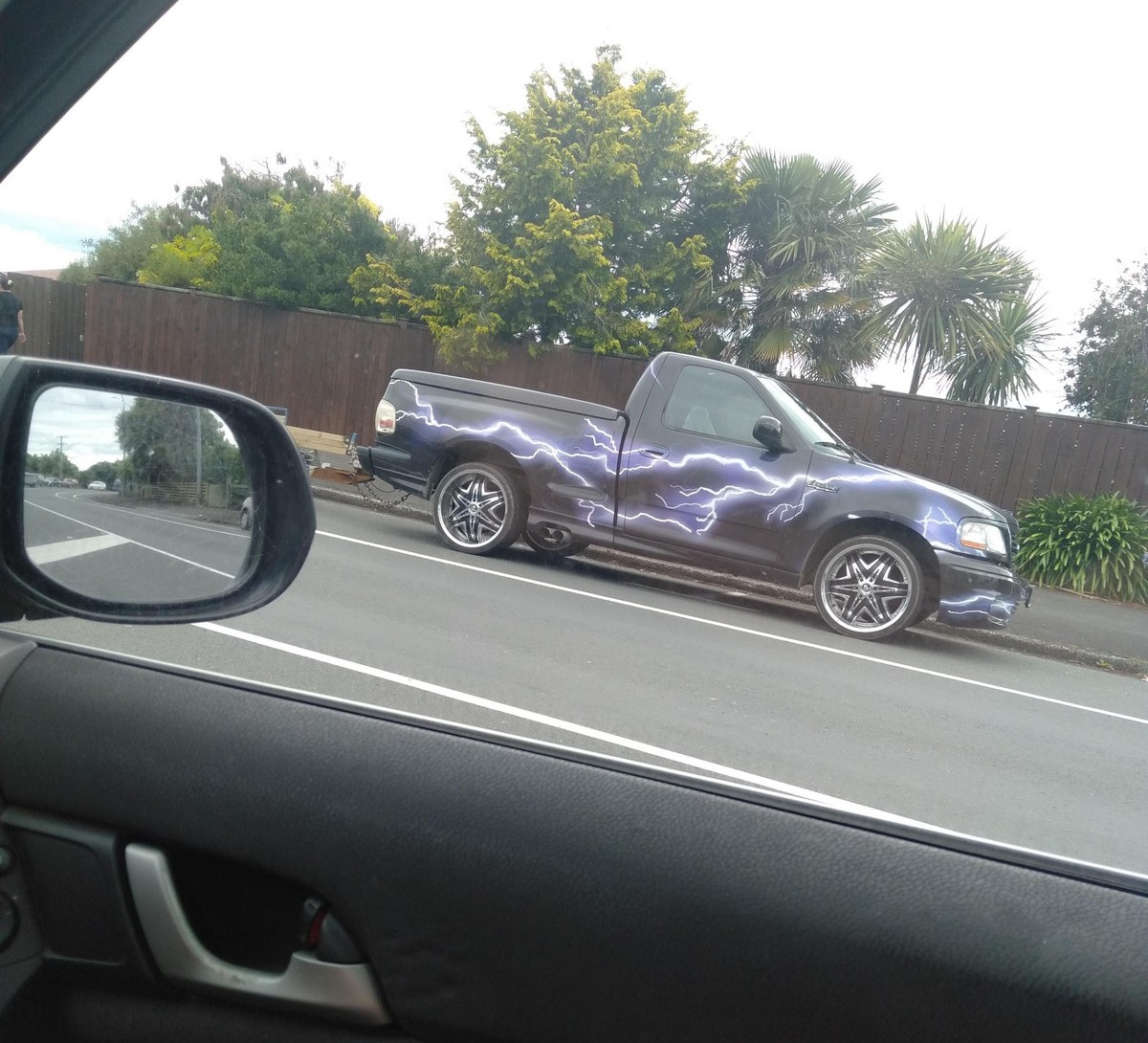 Crazy Cars (23 pics)