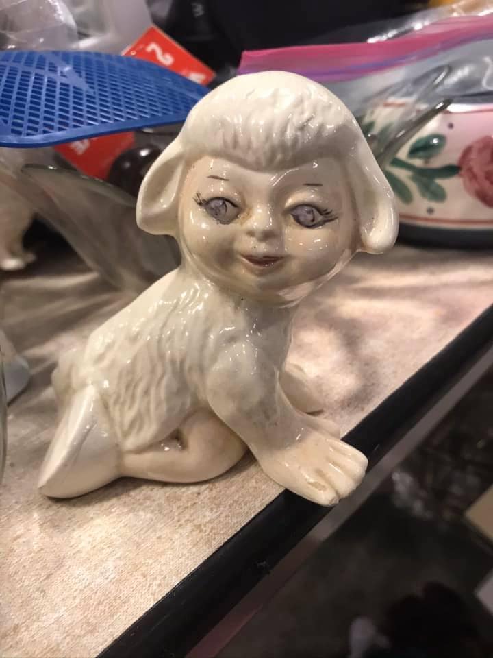 Weird Finds In Thrift Shops (18 pics)