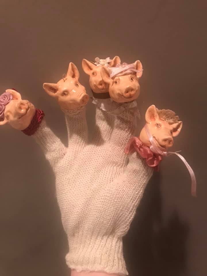 Weird Finds In Thrift Shops (18 pics)