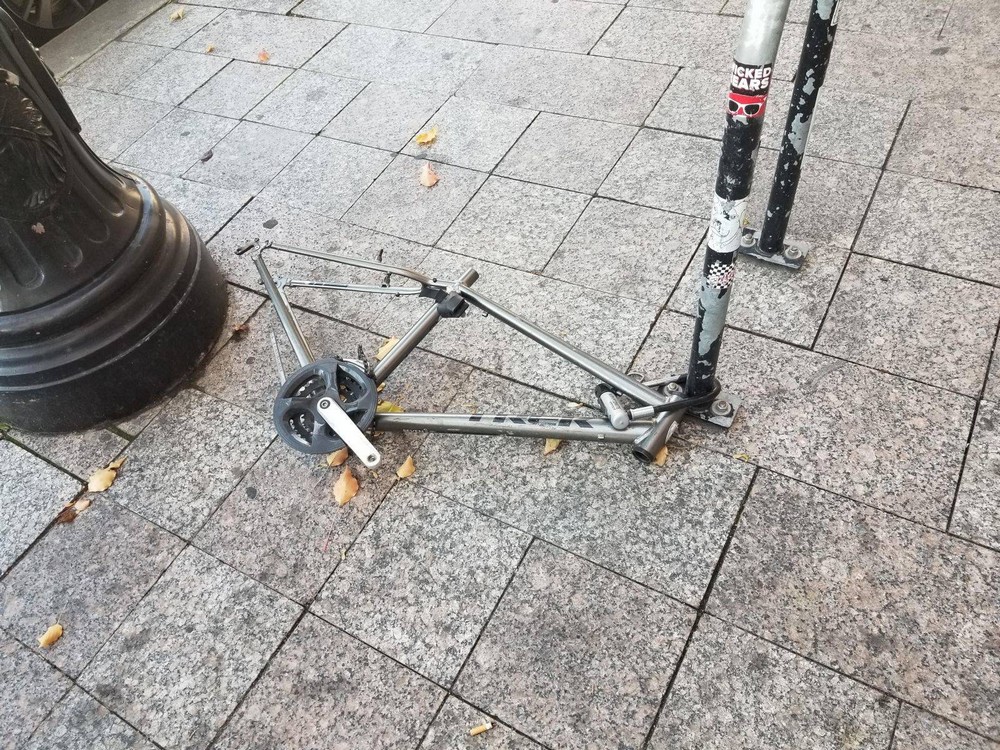Bad Days Happen (29 pics)