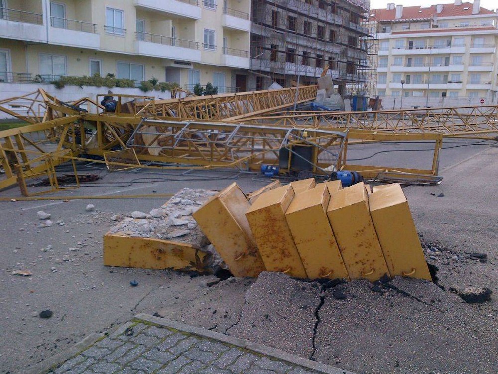 Bad Days Happen (29 pics)