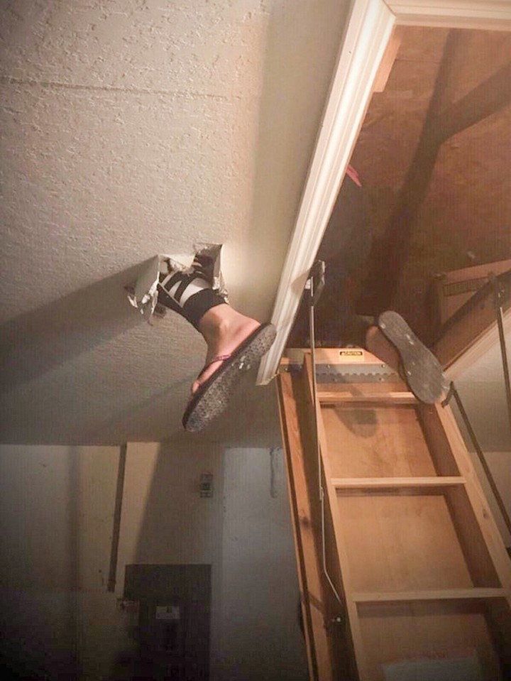 Bad Days Happen (29 pics)