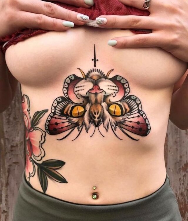 Tattooed Girls (21 pics)
