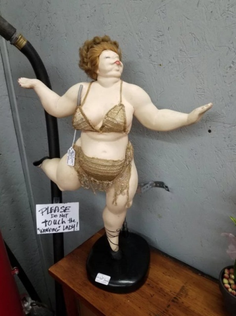 Weird Finds In Thrift Shops (27 pics)