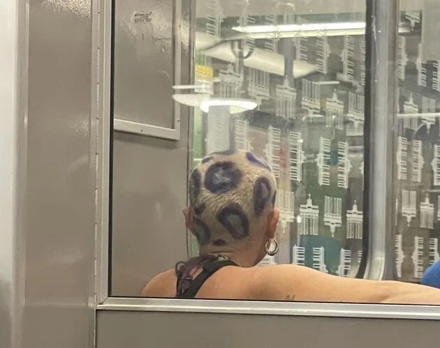 Awful Haircuts (14 pics) Awful Haircuts (14 pics)