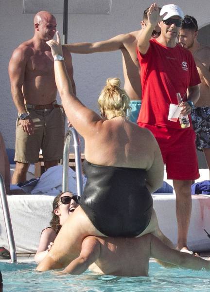 Unfortunate Situations (25 pics)
