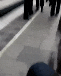 Acid GIFs, May 15 (25 gifs) Acid GIFs, May 15 (25 gifs)