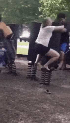 Acid GIFs, May 18 (25 gifs)
