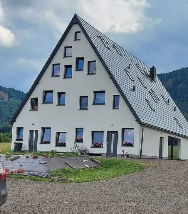 Crazy Architecture (18 pics)