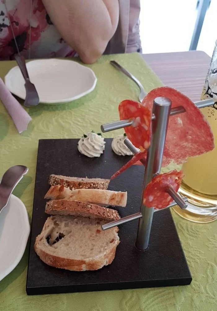 Failed Food Serving (17 pics)