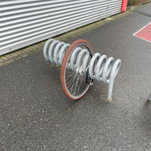 Unfortunate Situations (25 pics)