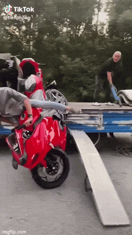 Acid GIFs, May 22 (25 gifs)