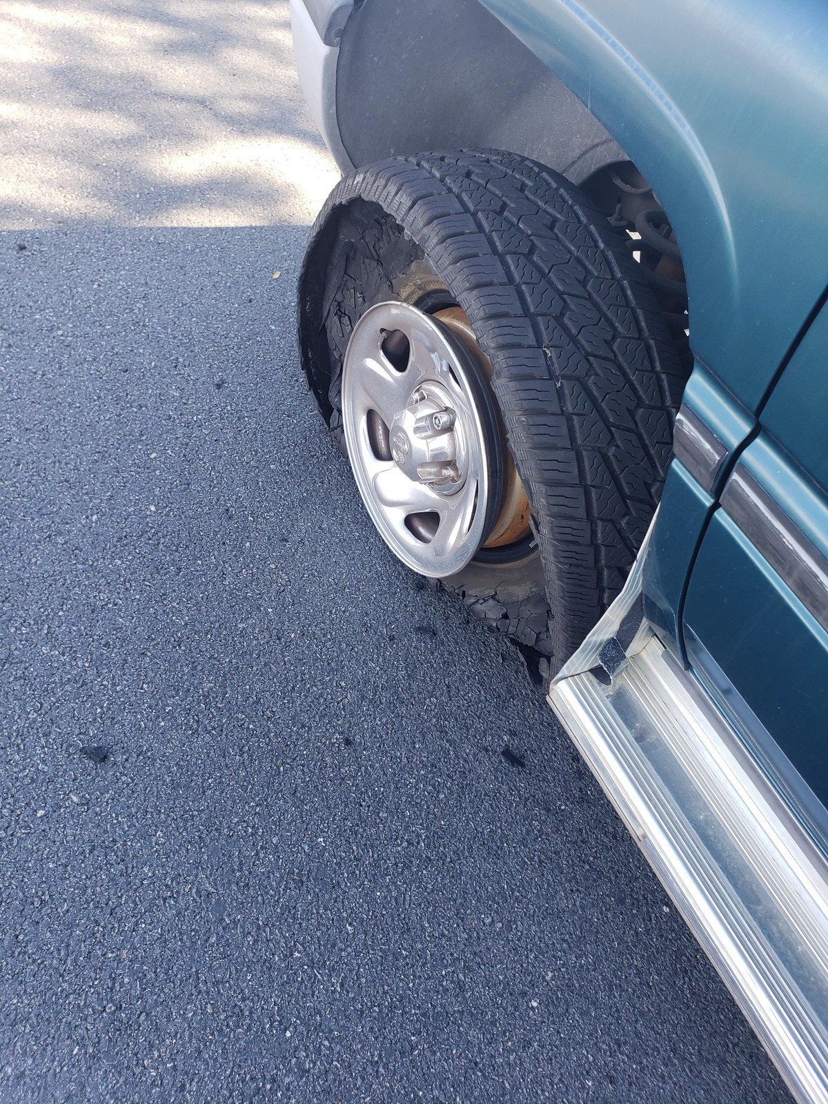 Bad Days Happen (29 pics)