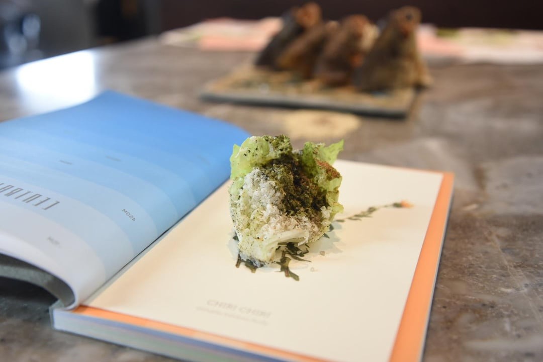 Crazy Food Serving (15 pics)