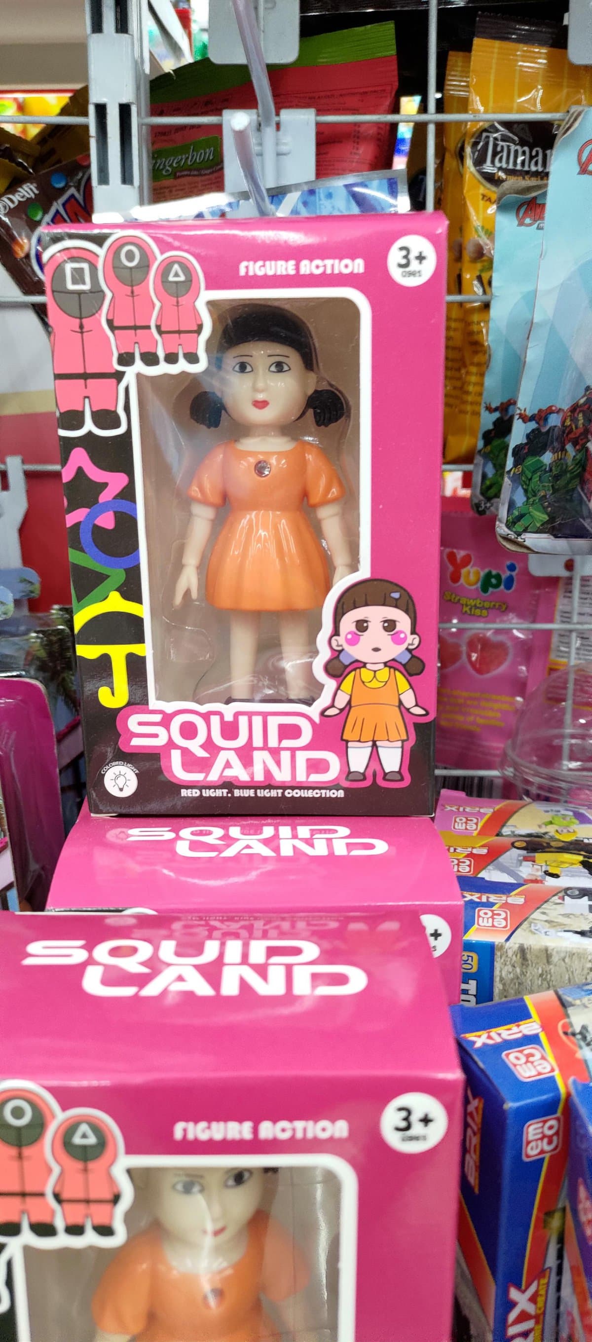 Strange Toys (16 pics)