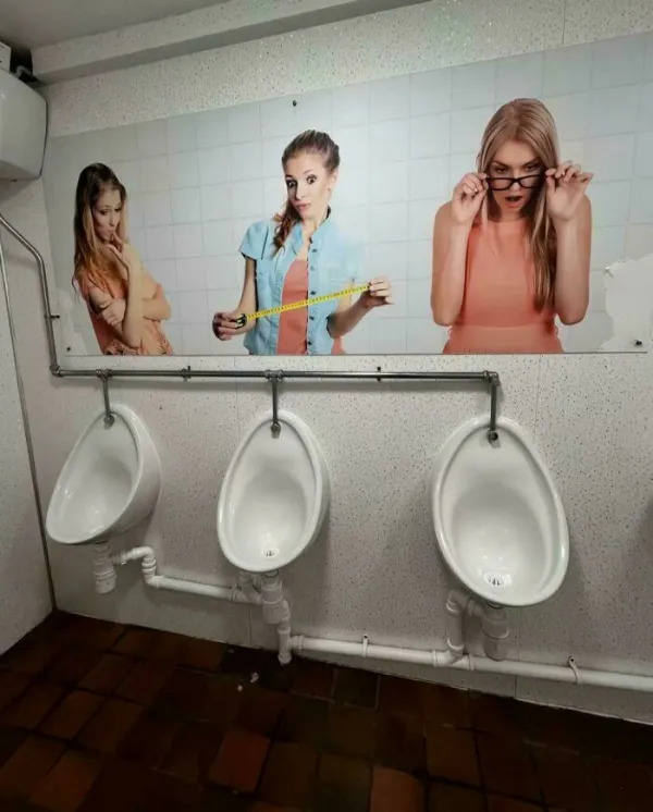 What Is Going On Here? (25 pics) What Is Going On Here? (25 pics)
