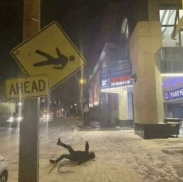 What Is Going On Here? (25 pics) What Is Going On Here? (25 pics)
