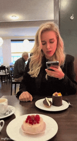 Acid GIFs, May 28 (25 gifs)