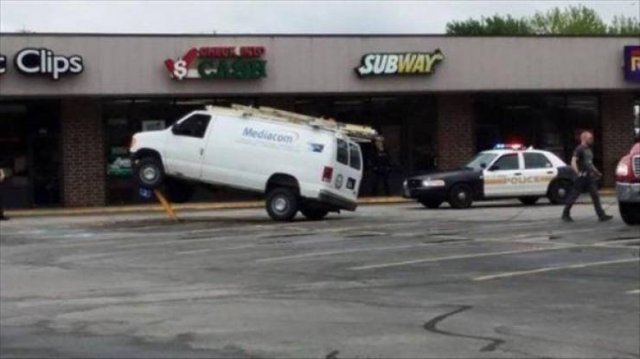Bad Drivers (20 pics)