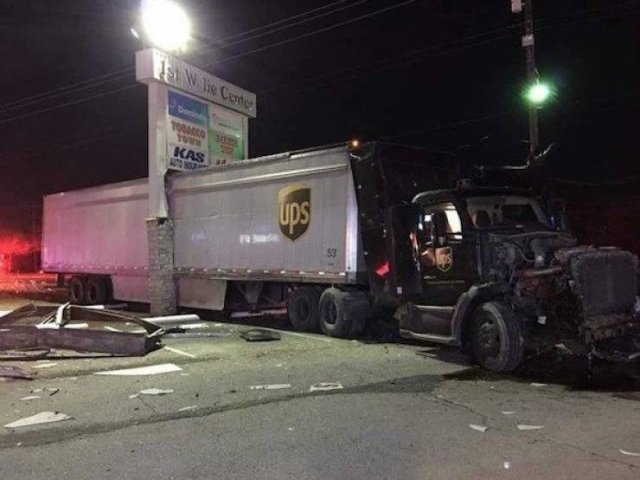 Bad Drivers (20 pics)