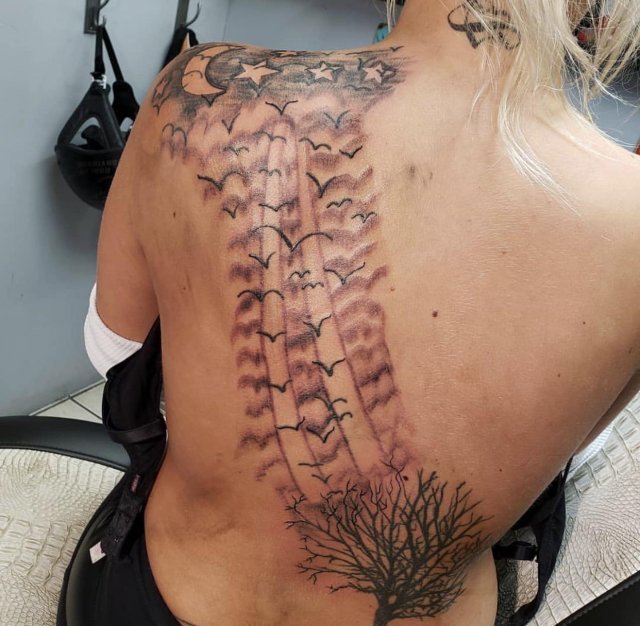 Awful Tattoos (17 pics)