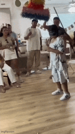 Acid GIFs, June 1 (25 gifs) Acid GIFs, June 1 (25 gifs)