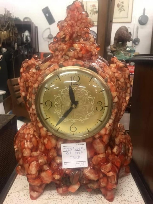Weird Finds In Thrift Shops (15 pics)