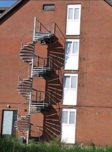 Failed Constructions (21 pics)