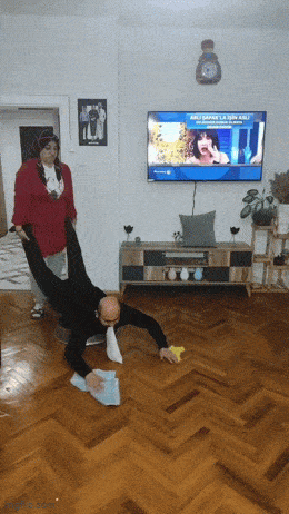 Acid GIFs, June 2 (25 gifs)