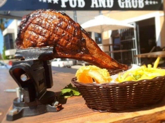 Crazy Food Serving (15 pics)