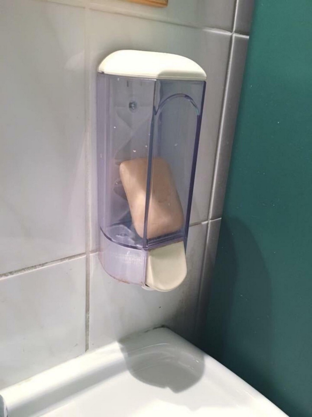 Bad Days Happen (23 pics)