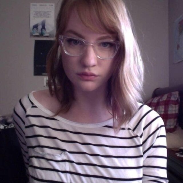 Girls In Glasses (21 pics)