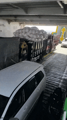Acid GIFs, June 3 (25 gifs)