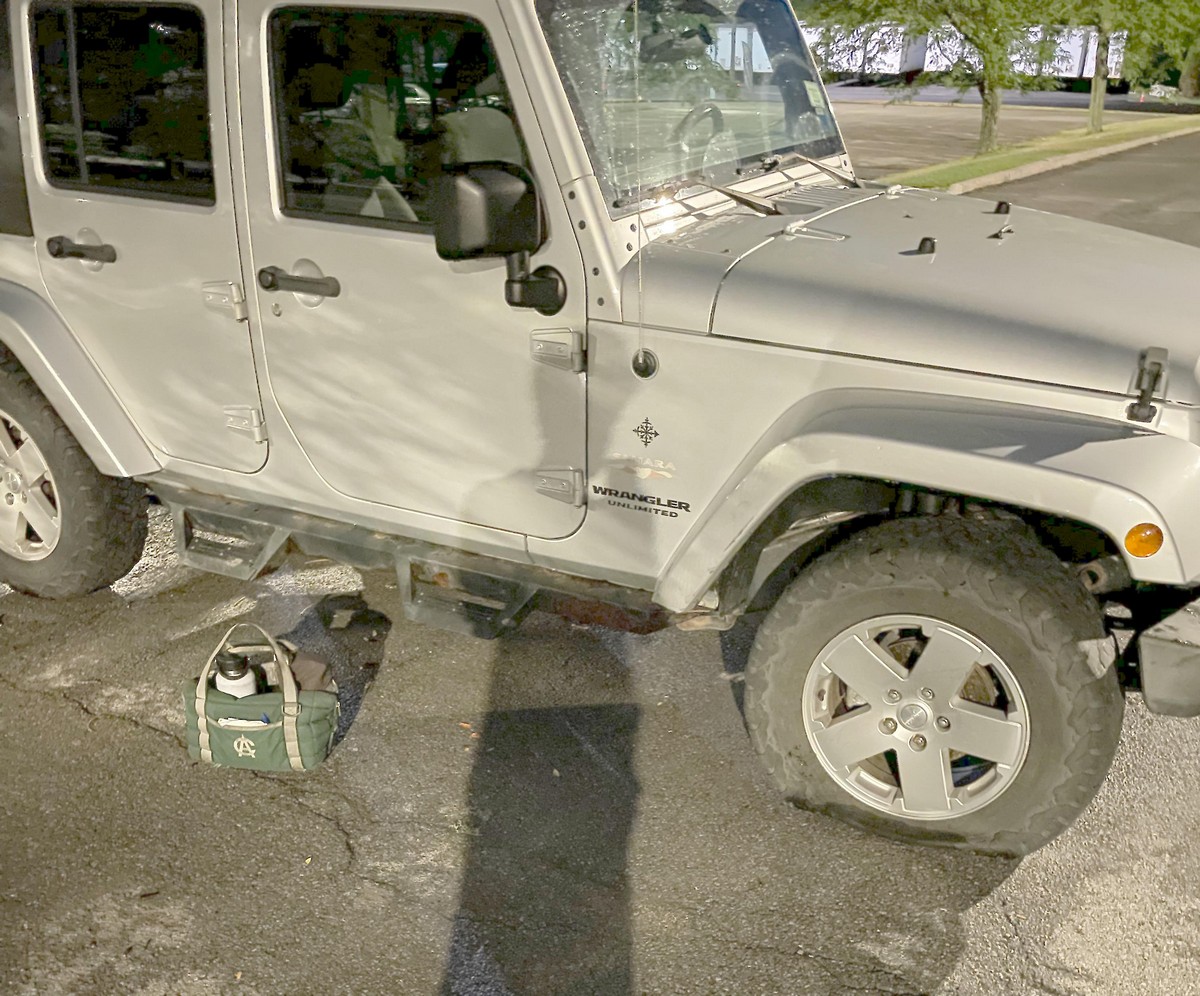 Bad Days Happen (21 pics)