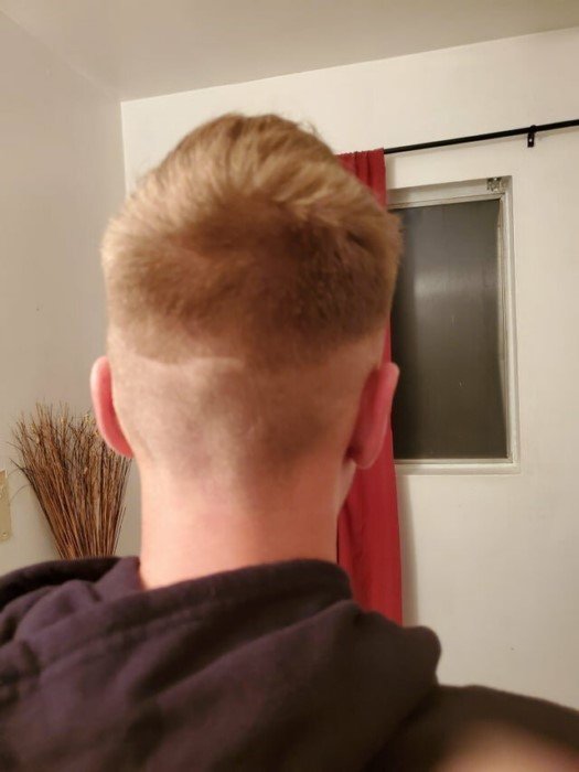 Awful Haircuts (17 pics)