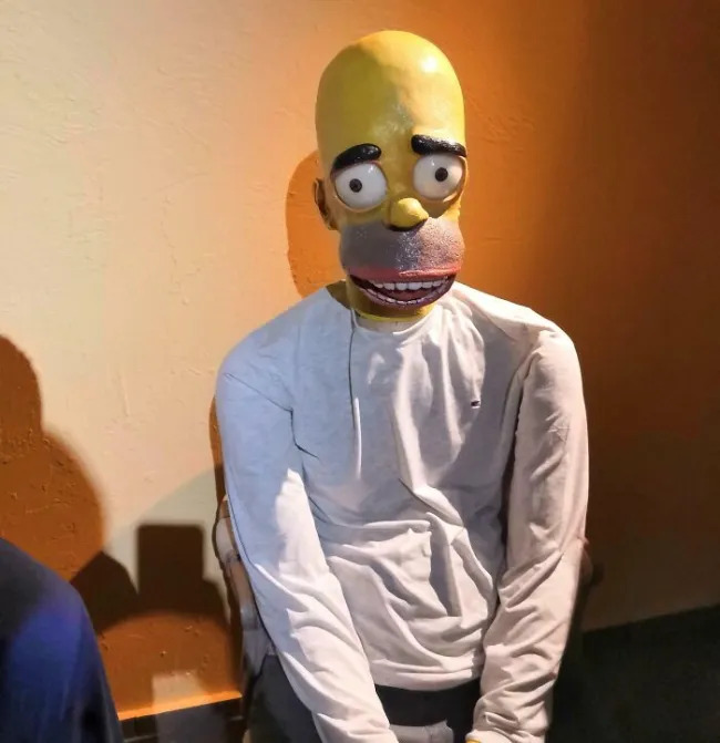 Failed Wax Sculptures (21 pics)