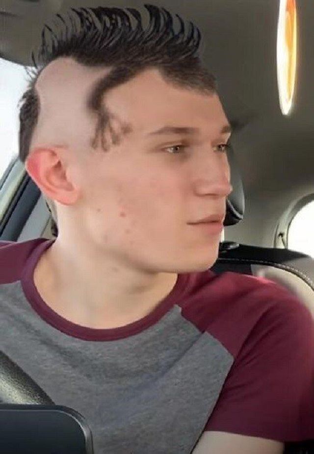 Awful Haircuts (19 pics)