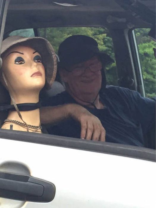 Creepy Photos (21 pics) Creepy Photos (21 pics)