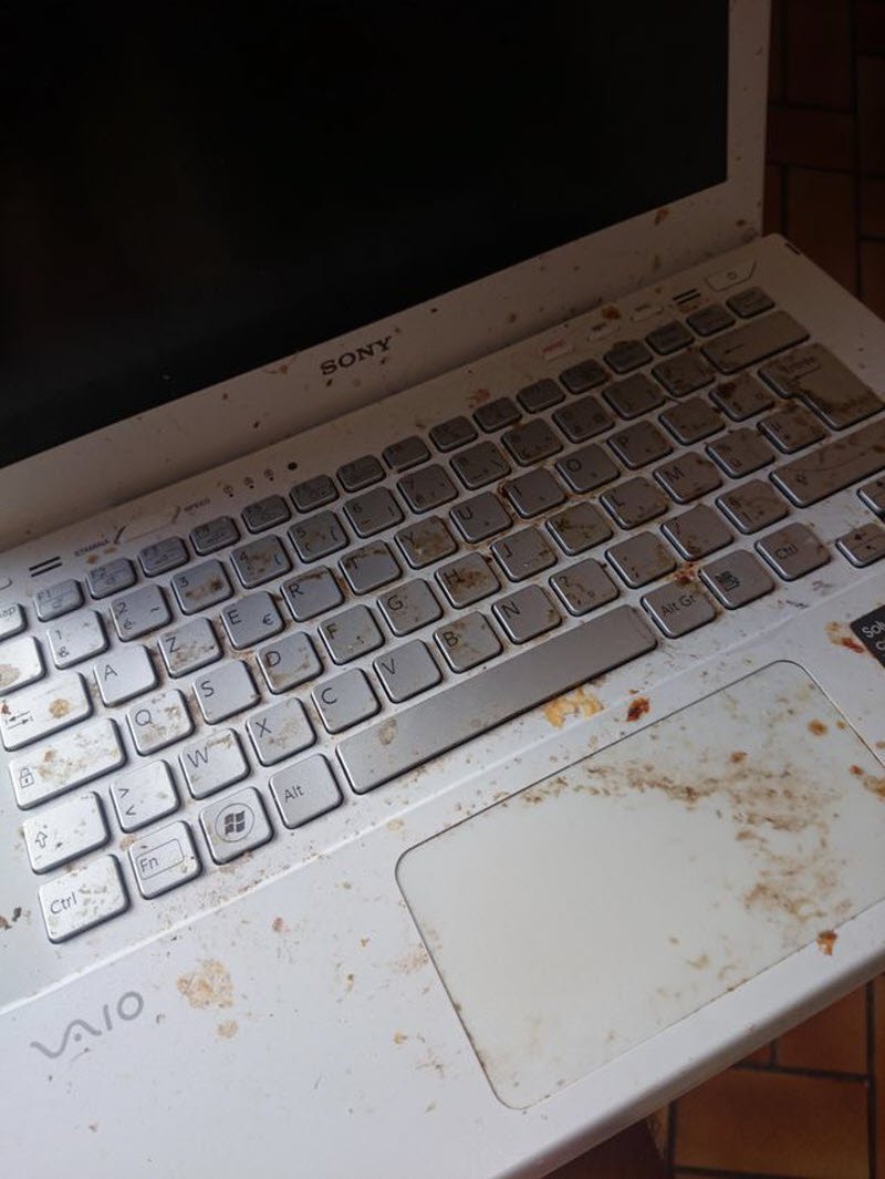 Fails With Gadgets (17 pics)