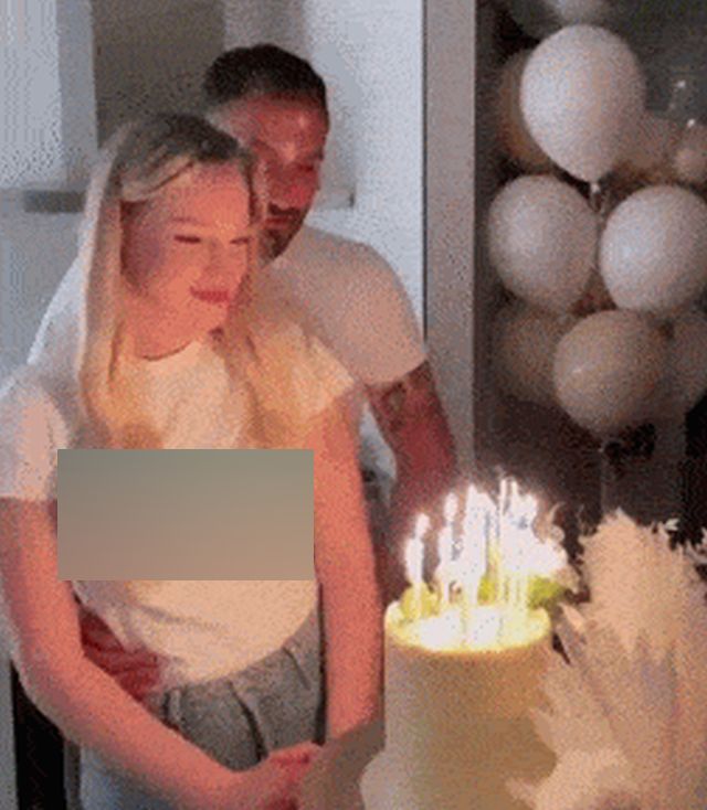Acid GIFs, June 15 (25 gifs)