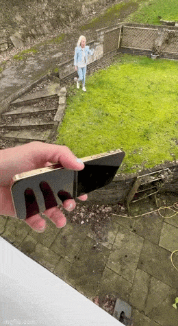 Acid GIFs, June 15 (25 gifs)